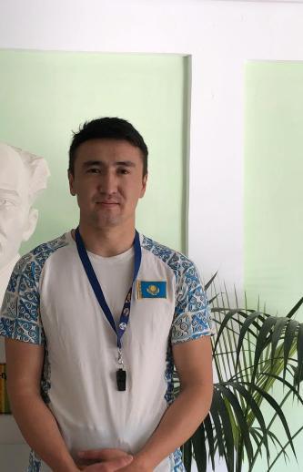 "100 Жаңа есім"