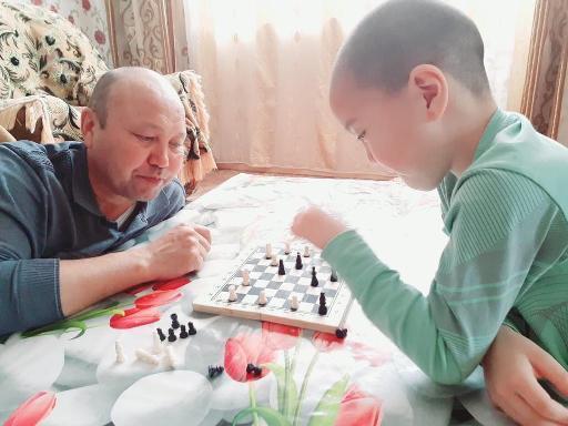 "Үстел ойындары: шахмат, дойбы, тоғызқұмалақ"